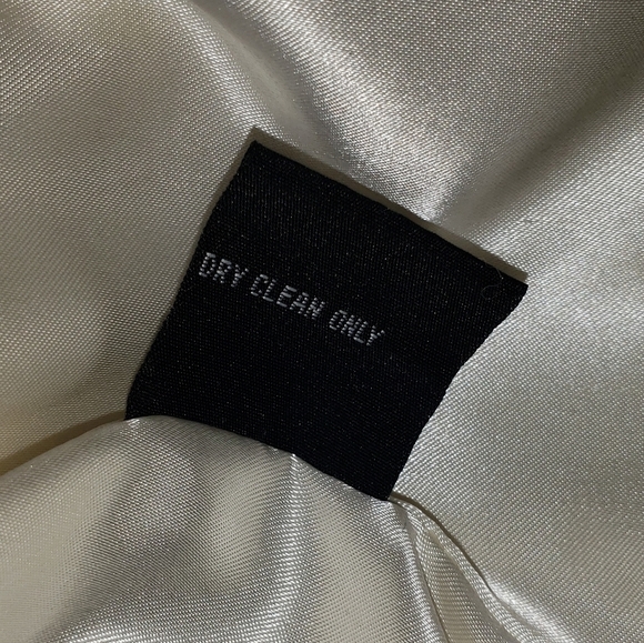 Cream Faux Fur Textured Hooded Jacket Sz Small Button Up Lined Cozy Winter Coat - Picture 13 of 16